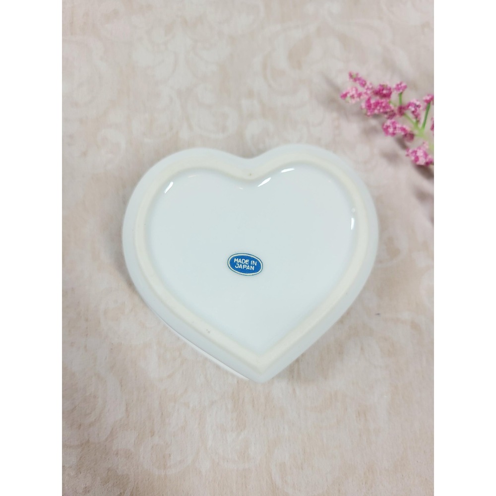 Vintage Heart Shaped Trinket Box Made in Japan Ceramic Floral Vanity Dish - Picture 6 of 9
